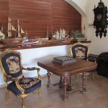 Porto Scoutari Romantic Hotel