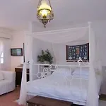 Porto Scoutari Romantic فندق سكالا